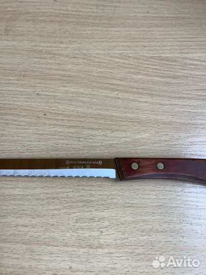 Кухонный нож с зубчиками
