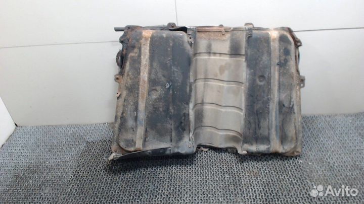 Бак топливный Toyota RAV 4, 2004
