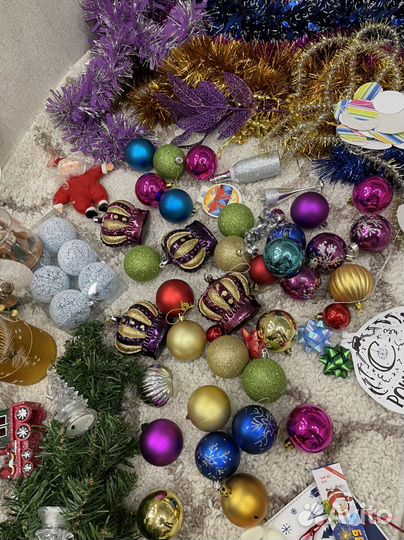 Елка 2 шт и все украшения