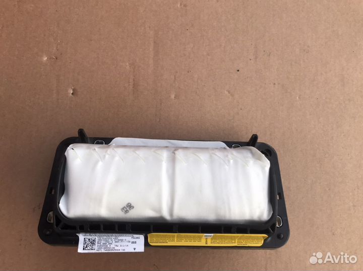 Подушка безопасности Porsche Cayenne 2015, 7P5