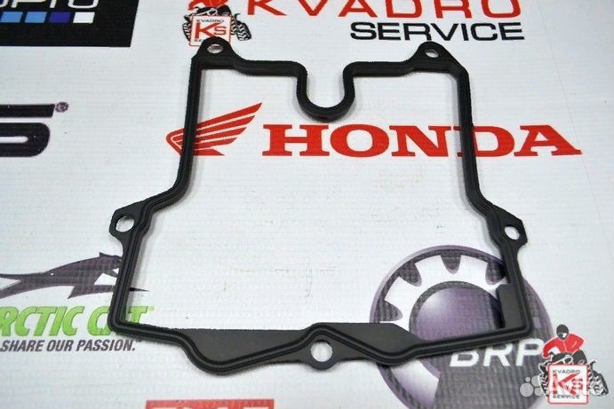 Прокладка крышки клапанов BRP Spyder 420650345