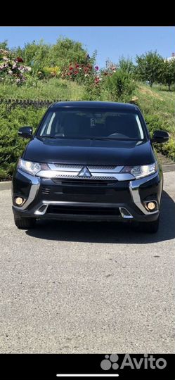 Mitsubishi Outlander 2 CVT, 2016, 122 000 км
