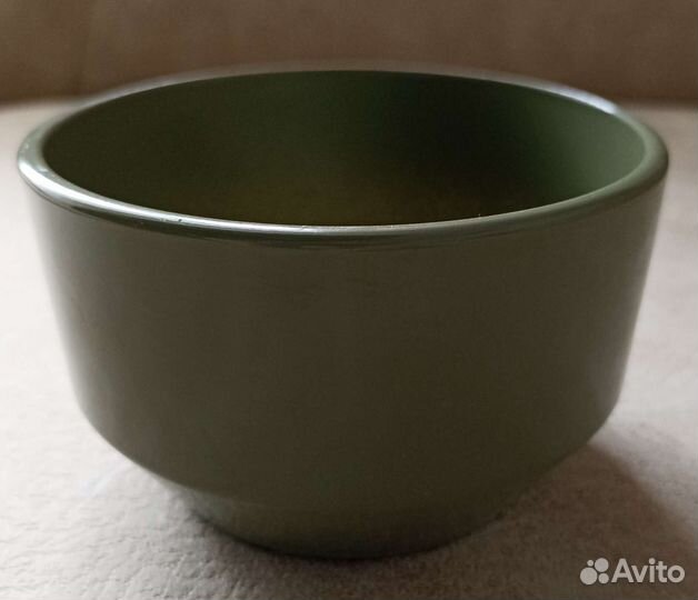 Пластиковые/керамические горшки