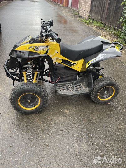 Детский квадроцикл