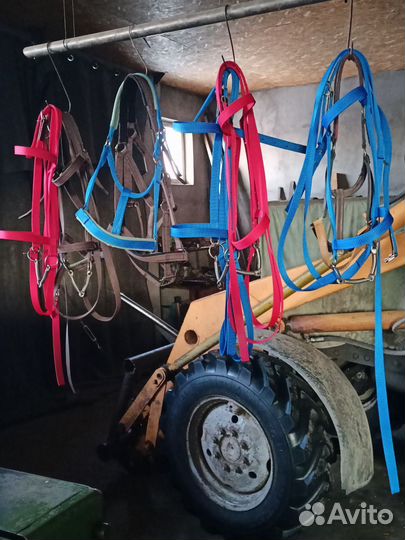 Недоуздки,узды, шлеи,вожи