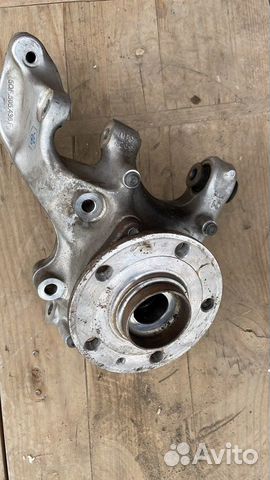 Задний поворотный кулак Тигуан 2