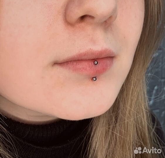 Модель на пирсинг