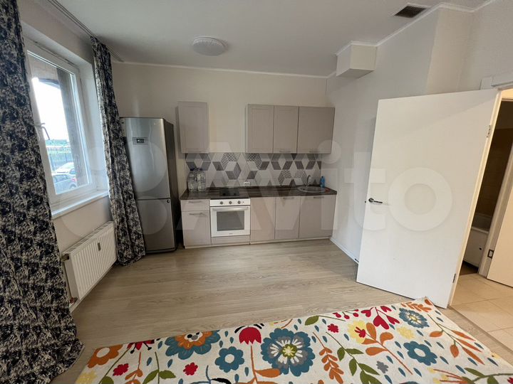 2-к. квартира, 48 м², 1/17 эт.