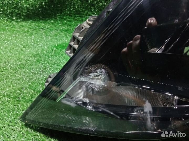 Фара Octavia A7 (17) L б/у все крепления целые/деф