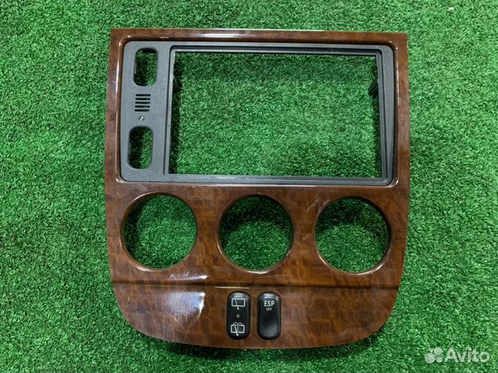 Вставка декор под климат Mercedes-Benz M-Class