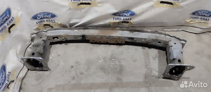 Усилитель бампера передний Ford Focus CB4 qqdb