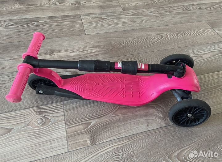 Самокат детский трехколесный