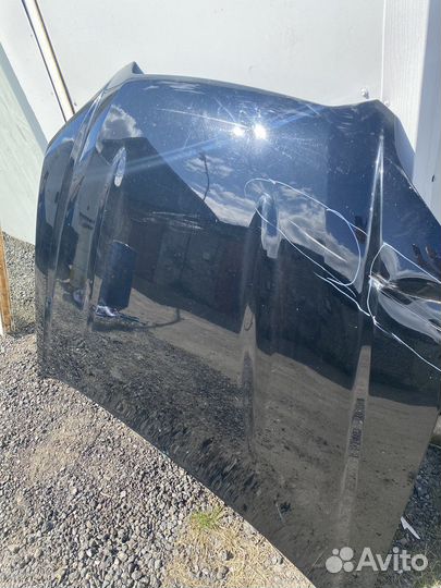 Капот на subaru