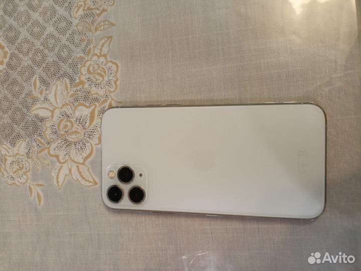 iPhone 11 Pro, 64 ГБ