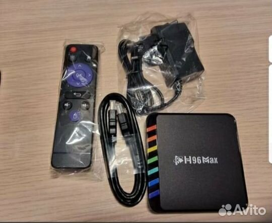 Смарт приставка для телевизоров H96 MAX W2 smarttv