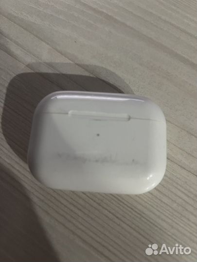 Беспроводные наушники apple airpods