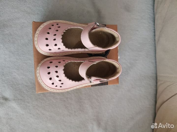 Туфли для девочки