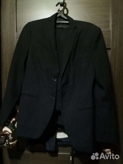 Школьный костюм на рост 160 приблизительно