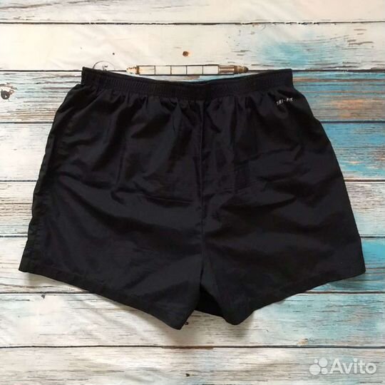 Nike р-р M оригинал спортивные шорты