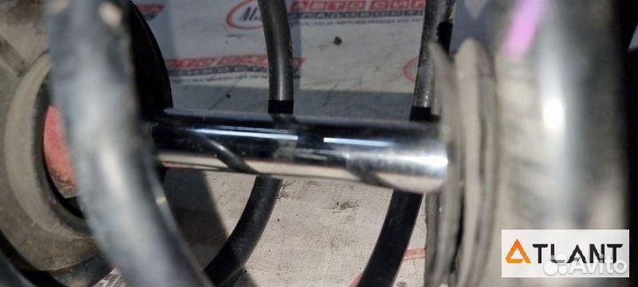 Стойка передняя левая toyota auris