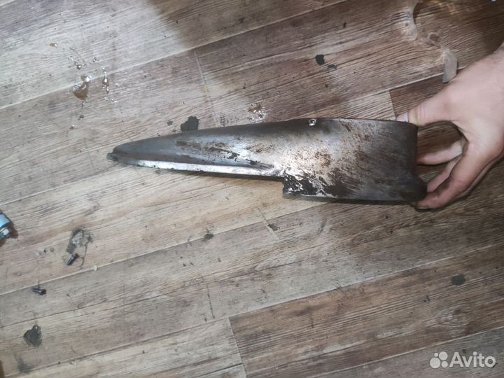 Правая крышка двигателя Иж планета 2/3