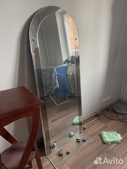 Зеркало настенное