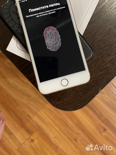 iPhone 8 Plus, 64 ГБ