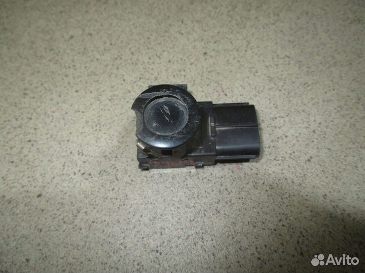 Датчик парковки Toyota Land Cruiser Prado 150