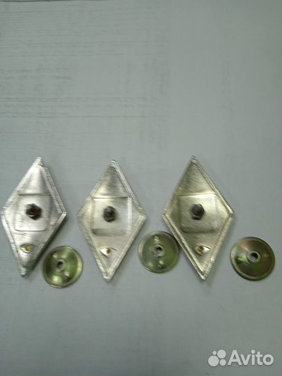 Ромбы аккадемий. 3 шт