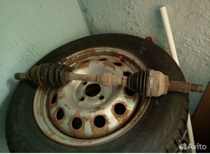 Привод левый Мазда Демио 2