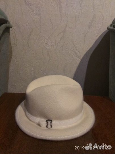 Шляпа фетровая женская