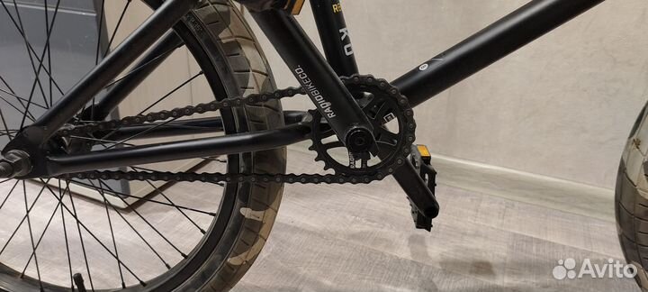 Трюковой велосипед BMX