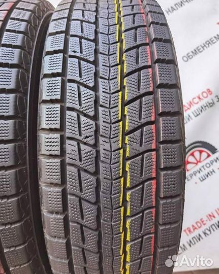 Dunlop Winter Maxx SJ8 215/60 R17 96Q