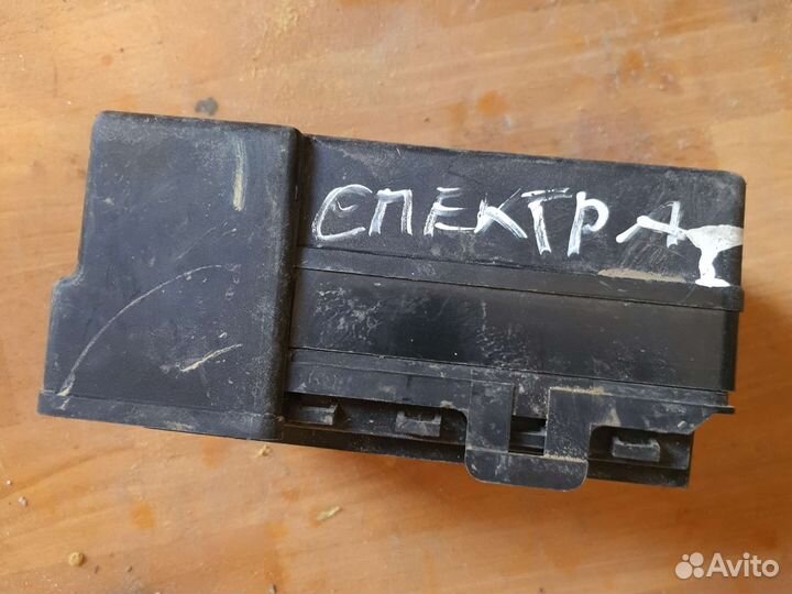 Киа Спектра блок предохранителей