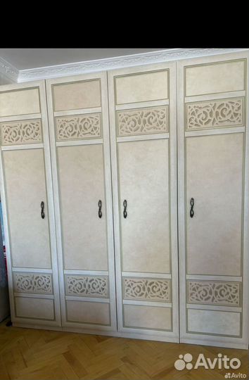 Шкаф от спального гарнитура