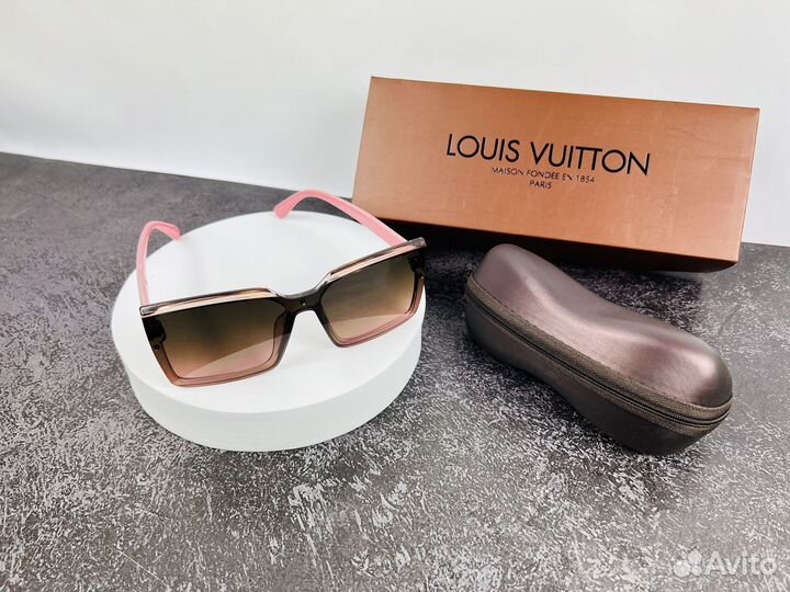Очки Louis Vuitton