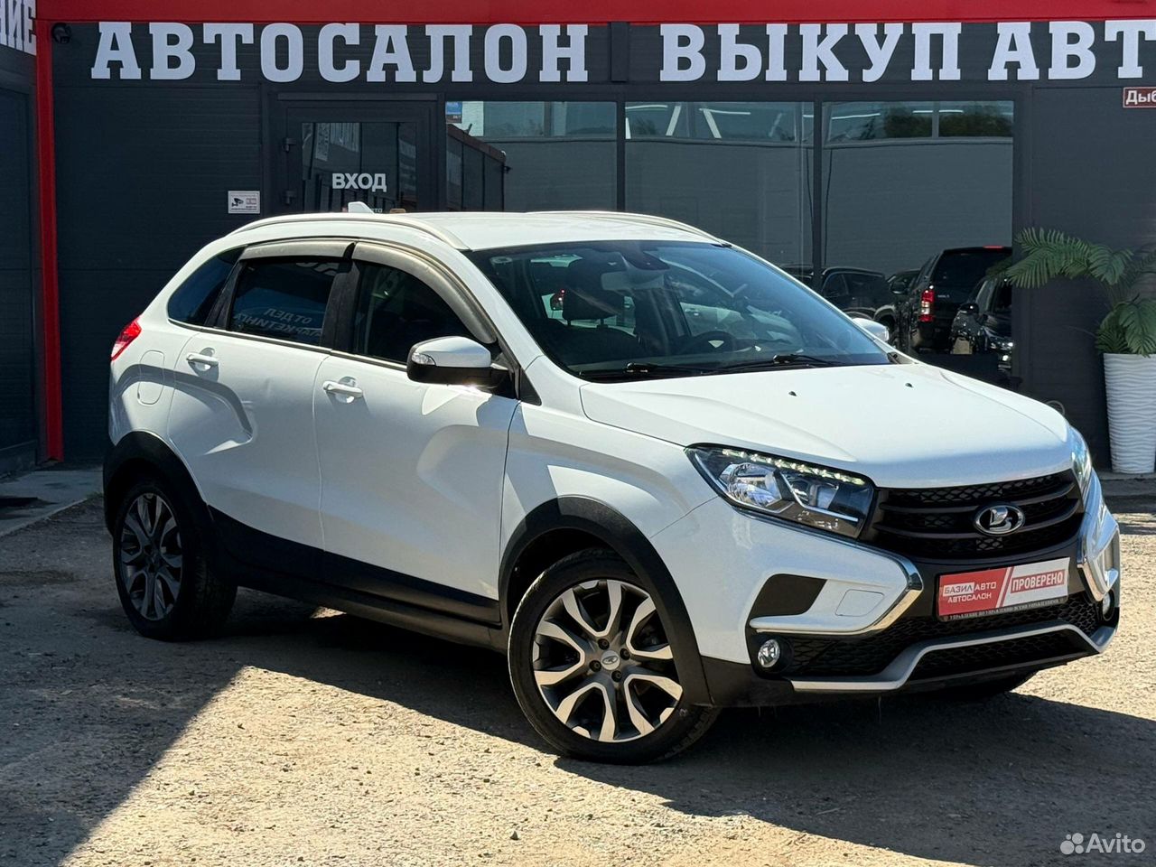 ВАЗ (LADA) XRAY Cross 1.8 MT, 2018, 99 100 км