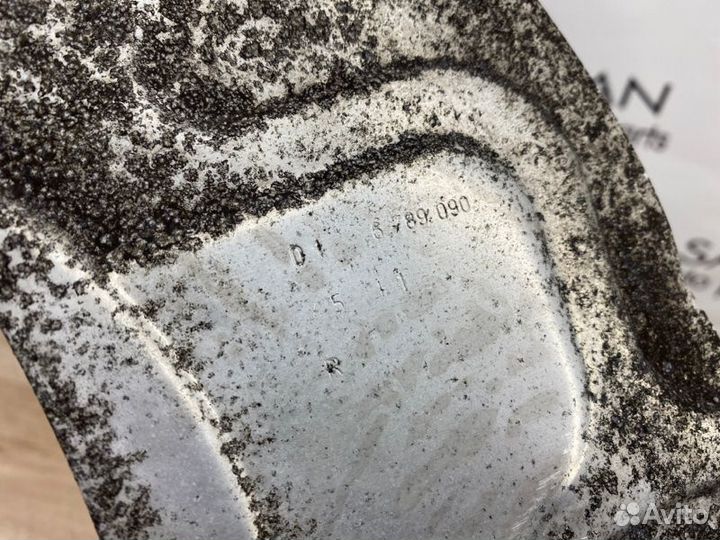 Пыльник тормозного диска передний правый Bmw X5