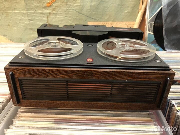 Магнитофон катушечный.Дайна (daina) elfa