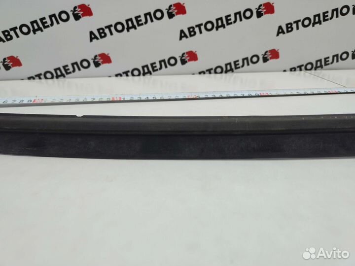 Молдинг стекла заднего Suzuki Cultus GC21S 1999 г