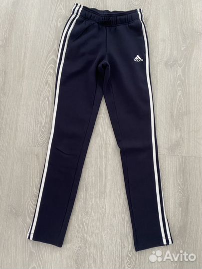 Спортивный костюм женский adidas xs оригинал