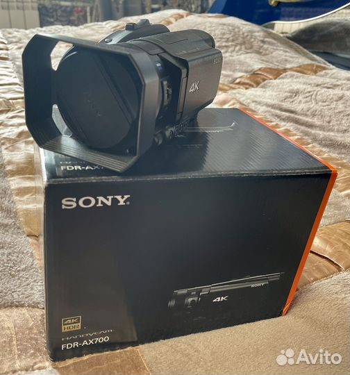 Видеокамера Sony 4k FDR-AX700