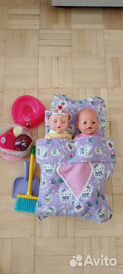 Куклы с кроватью