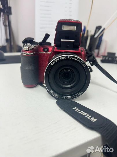 Цифровой фотоаппарат Fujifilm FinePix S4300