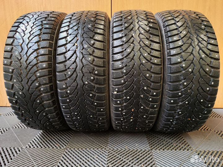 Formula Ice 215/55 R17