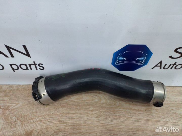 Патрубок интеркулера Bmw 3 F30 N47D20 2013