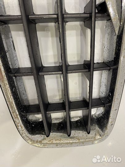 Решетка радиатора volvo xc90