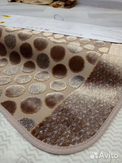 Комплект шелковых ковриков 2ка в ванную,roccobaroc