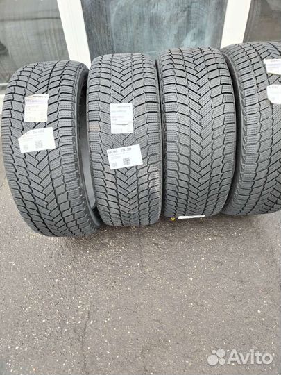 Michelin X-Ice Snow SUV 285/45 R22 114T