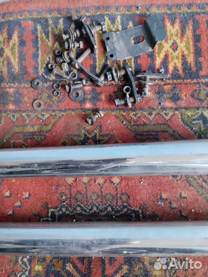 Продам комплект подножек порогов рено дастер